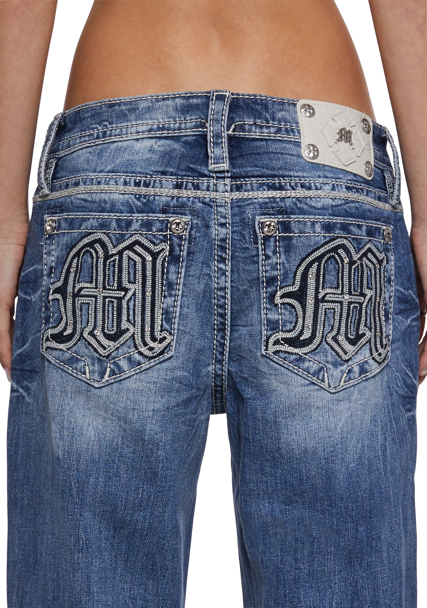 30" Mid Rise Slim Wide Jeans