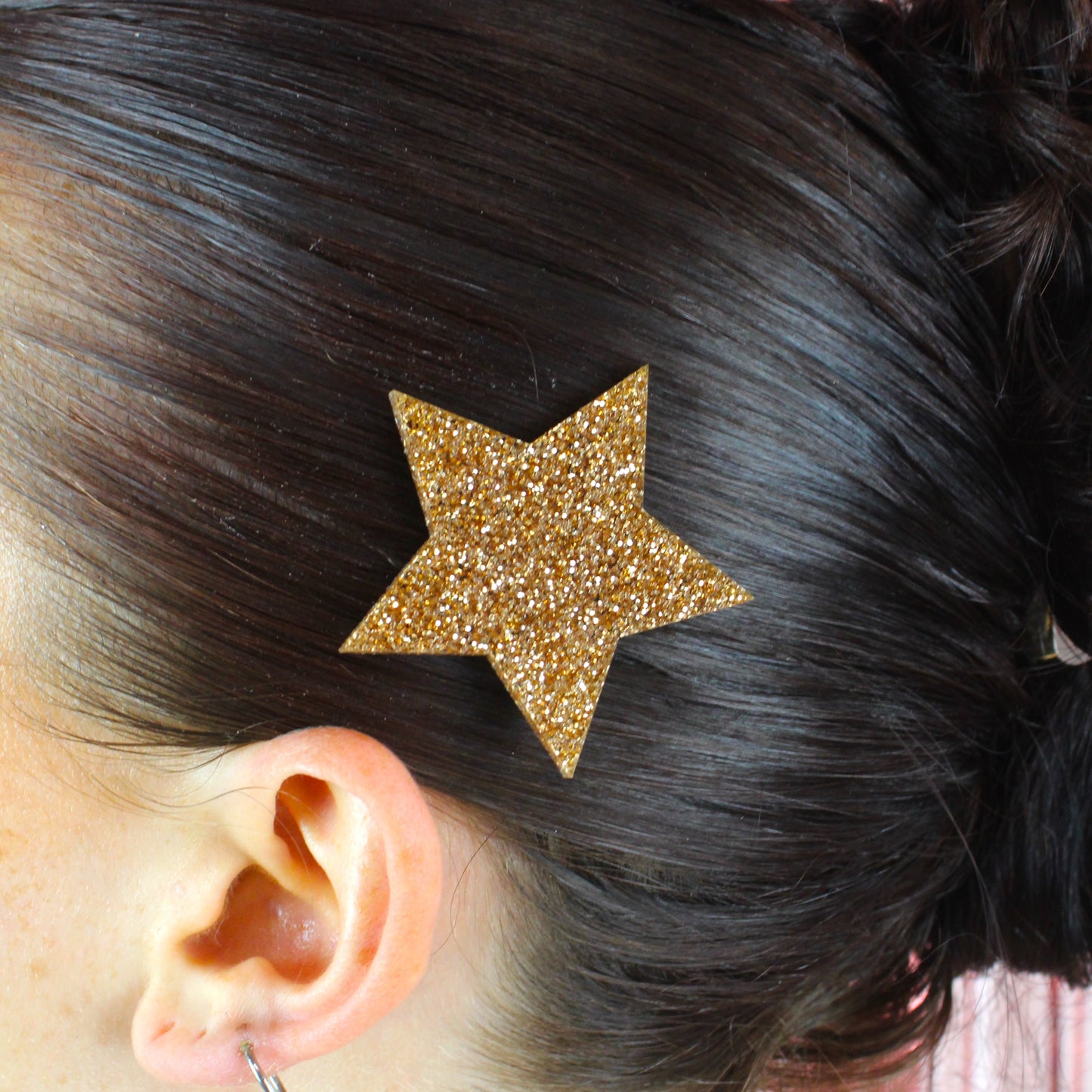 Gold Glitter Single Star Hair Clip