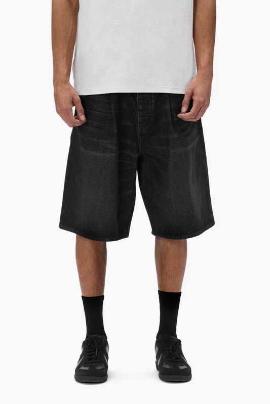 P059 Pleated Short