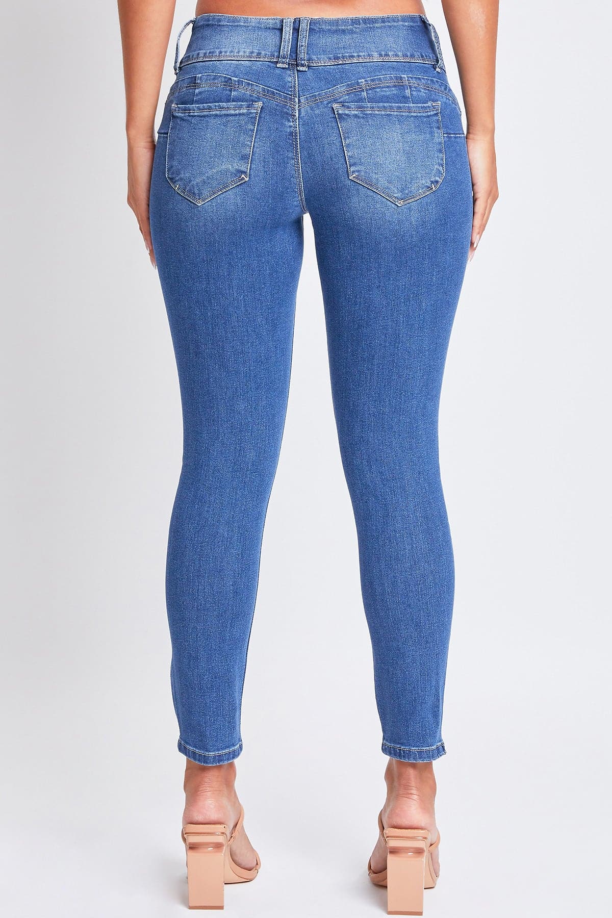 Women's 3 Button Sustainable WannaBettaButt  Skinny Jeans