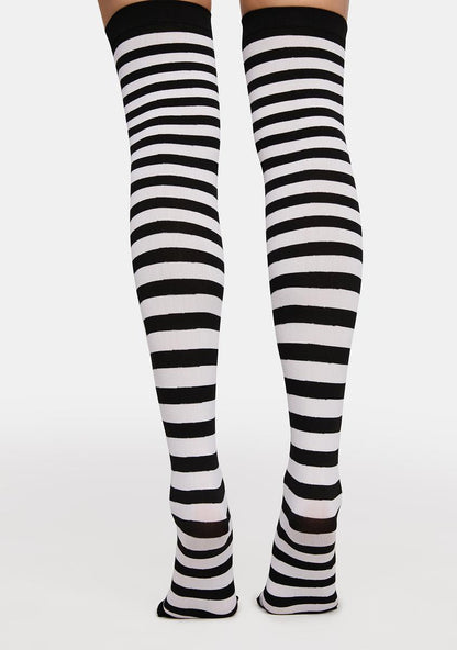 Aiming For Cute Striped Thigh Highs