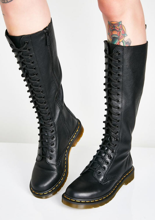 1B60 20 Eye Boots